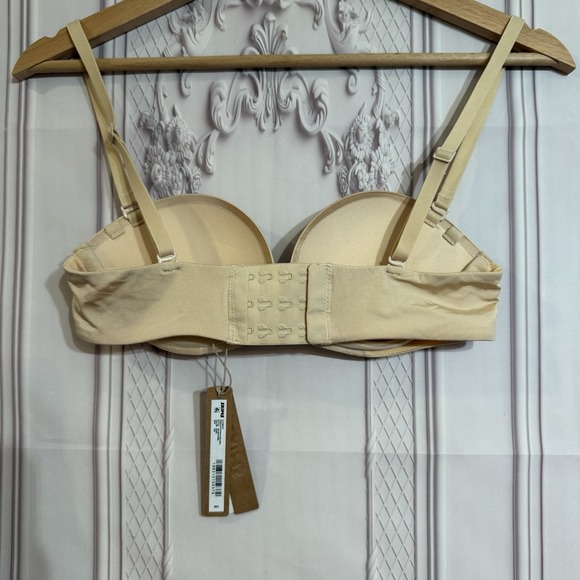 Skims Ultimate Push Up Strapless Bra In Sand Size 32B NWT $64 - Picture 11 of 12